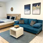 Lotus Apartments Downtown